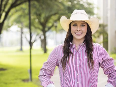 female rodeo student