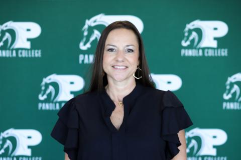 Cristina Oldham